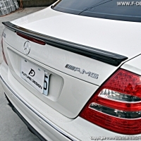 BENZ W211 AMG 卡夢尾翼