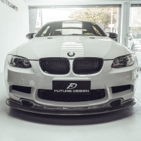 BMW E92 M3 GT4 卡夢前下巴