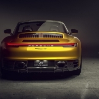 Porsche 992 FD品牌 碳纖維 卡夢 後下巴